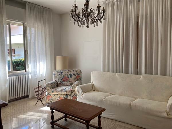 VILLA BELLARIA CENTRO