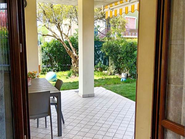 APPARTAMENTO INGRESSO INDIPENDENTE 