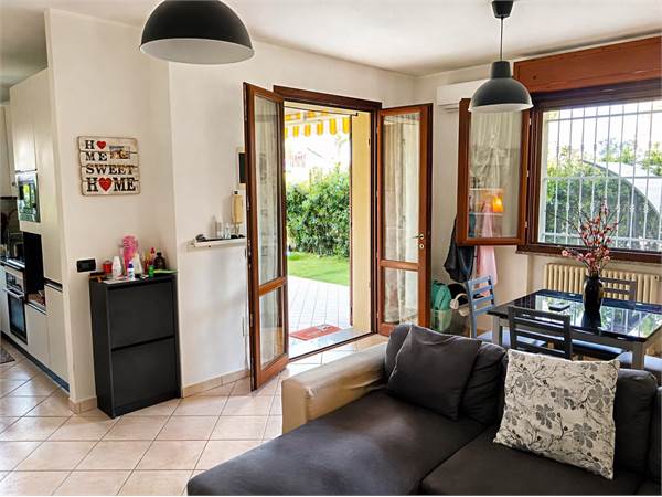 APPARTAMENTO INGRESSO INDIPENDENTE 